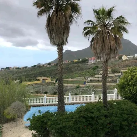 Cosy Studio With Beautiful Panorama And Private Garden شقة أرونا