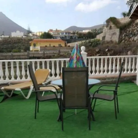 Cosy Studio With Beautiful Panorama And Private Garden شقة *