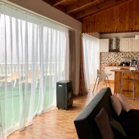 Cosy Studio With Beautiful Panorama And Private Garden